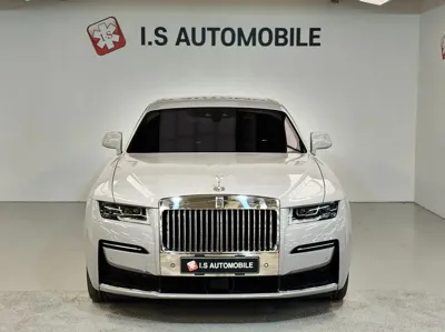 Rolls-Royce Ghost 2022, 16000 км, за 242221.35 USD