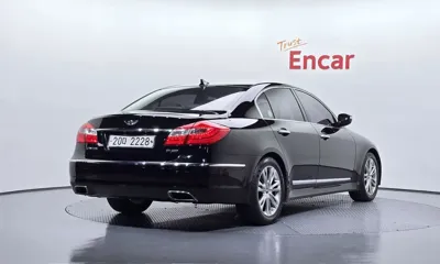 Hyundai Genesis 2012, 140681 км, за 4269.57 USD