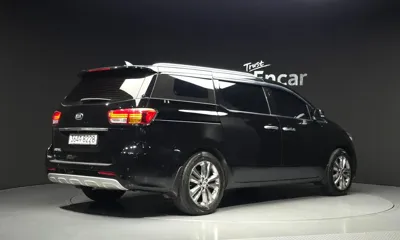 Kia Canival 2018, 198289 км, за 5382.7 USD