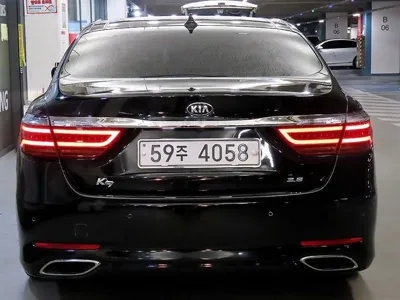 Kia K9 2015, 141728 км, за 5759.41 USD
