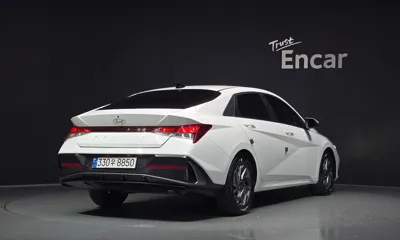 Hyundai Avante 2024, 27592 км, за 15426.02 USD