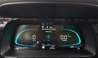 Hyundai Avante 2024, 27592 км, за 15309.45 USD - фото 8
