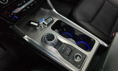Ford Explorer 2021, 54974 км, за 18823.92 USD - фото 9