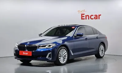 BMW 5-Series · 2021 год
