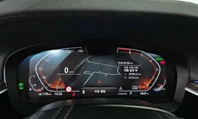 BMW 5-Series 2021, 29798 км, за 23975.29 USD - фото 8