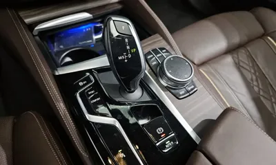 BMW 5-Series 2021, 29798 км, за 23975.29 USD - фото 9