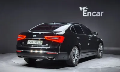 Kia K7 2013, 106419 км, за 4426.82 USD