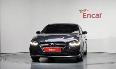 Hyundai Grandeur 2018, 141517 км, за 8794.79 USD