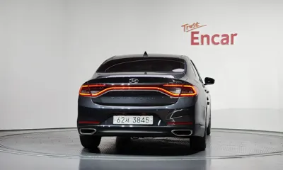Hyundai Grandeur 2018, 141517 км, за 8794.79 USD