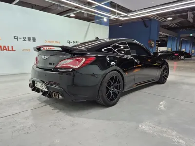 Hyundai Genesis 2014, 113000 км, за 8444.38 USD - фото 7