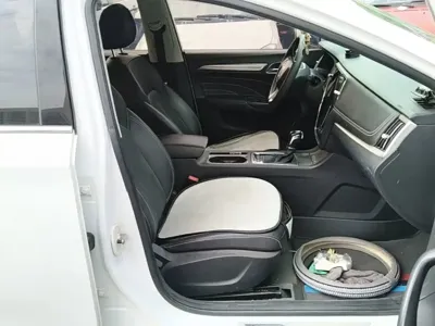 Roewe 荣威i6经典 2020, 86800 км, за 3990.96 USD - фото 25