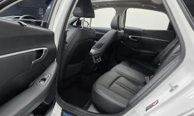 Hyundai Sonata 2020, 108684 км, за 10921.14 USD - фото 12