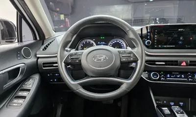 Hyundai Sonata 2020, 108684 км, за 10921.14 USD - фото 14