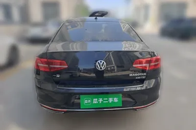 Volkswagen Magotan 2019, 82500 км, за 15072 USD