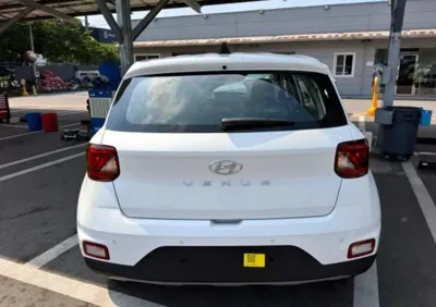 Hyundai Venue 2026, 1 км, за 2187.93 USD