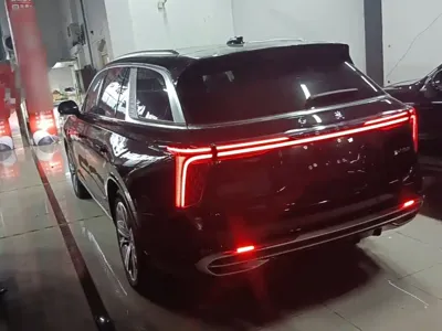Hongqi Hongqi E-HS9 2026, 500 км, за 34946.35 USD
