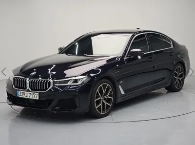 BMW 5-Series · 2021 год