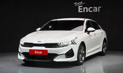 Kia K5 · 2020 год