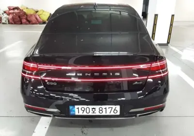 Genesis G90 2022, 119905 км, за 6301.69 USD