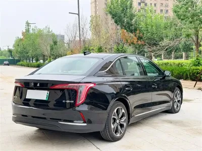 Hongqi Hongqi E-QM5 2024, 35000 км, за 10004.51 USD - фото 7