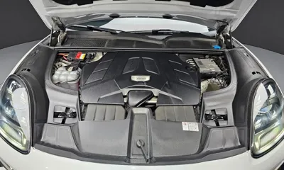 Porsche Cayenne 2020, 64373 км, за 49225.42 USD - фото 6
