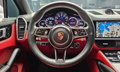 Porsche Cayenne 2020, 64373 км, за 49225.42 USD - фото 13