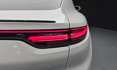 Porsche Cayenne 2020, 64373 км, за 49225.42 USD - фото 23