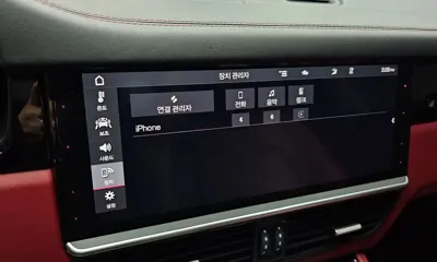 Porsche Cayenne 2020, 64373 км, за 49225.42 USD - фото 35