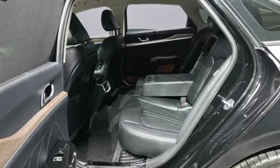 Kia K5 2021, 46775 км, за 16148.98 USD - фото 12