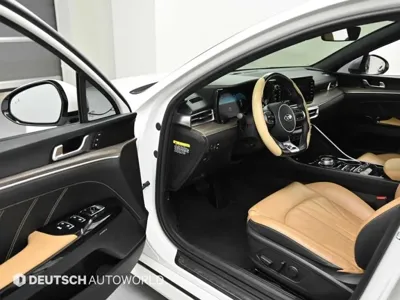 Kia K5 2020, 83906 км, за 9094.45 USD - фото 11