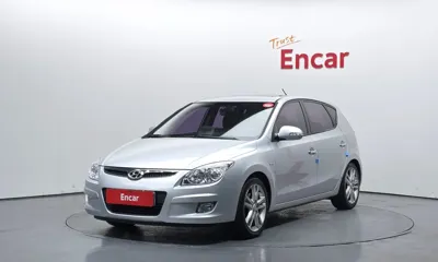 Hyundai i30 · 2010 год