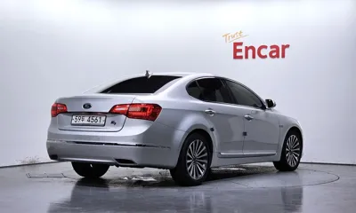 Kia K7 2010, 149154 км, за 2101.94 USD