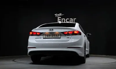 Hyundai Avante 2016, 145225 км, за 5185.77 USD