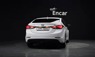 Hyundai Avante 2015, 108208 км, за 4160.44 USD