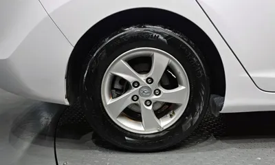 Hyundai Avante 2015, 108208 км, за 4160.44 USD