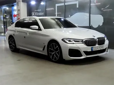 BMW 5-Series · 2023 год