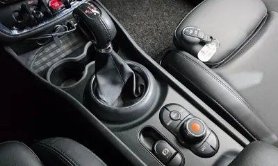MINI Clubman 2019, 181599 км, за 5144.23 USD - фото 9
