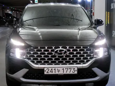 Hyundai Santafe 2021, 126083 км, за 11181.17 USD