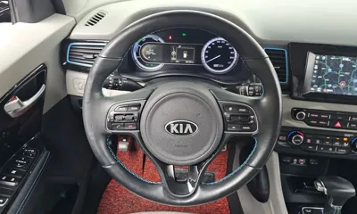 Kia Niro 2017, 88126 км, за 8861.76 USD - фото 12