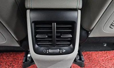 Kia Niro 2017, 88126 км, за 8861.76 USD - фото 31