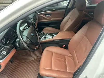 BMW 5 Series 2014, 160000 км, за 7769.13 USD