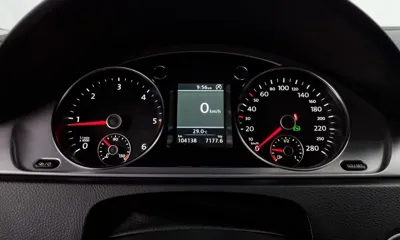 Volkswagen CC 2013, 104138 км, за 4926.43 USD - фото 8