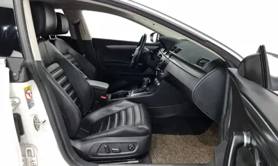 Volkswagen CC 2013, 104138 км, за 4926.43 USD - фото 11