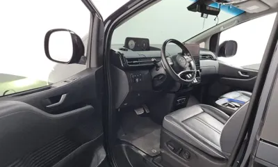 Hyundai Staria 2022, 199526 км, за 12958.25 USD - фото 10