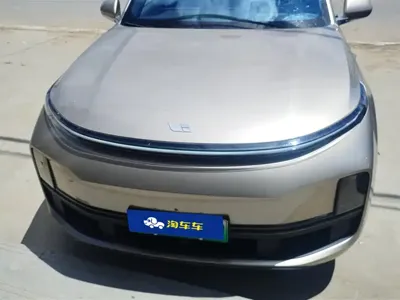 Li Auto Li L9 2022, 42300 км, за 30794.59 USD