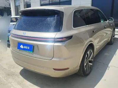 Li Auto Li L9 2022, 42300 км, за 30794.59 USD