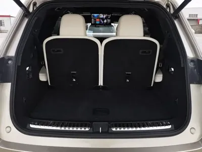 Li Auto Li L9 2022, 42300 км, за 30794.59 USD