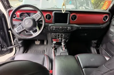 Jeep Wrangler 2021, 89300 км, за 36708 USD - фото 9