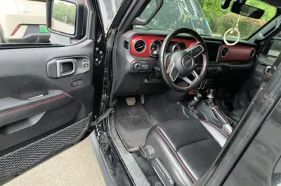 Jeep Wrangler 2021, 89300 км, за 36708 USD - фото 16