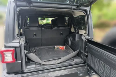 Jeep Wrangler 2021, 89300 км, за 36708 USD - фото 19